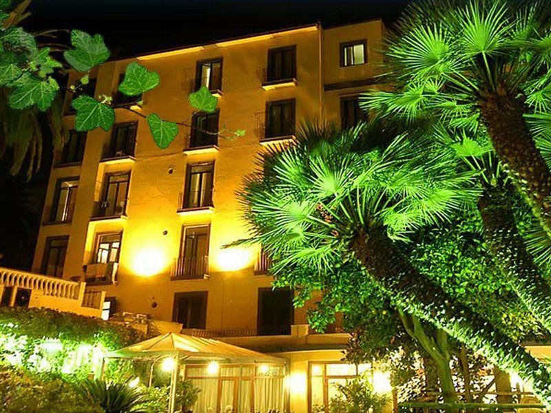 Hotel Eden Península Sorrentina Exterior foto